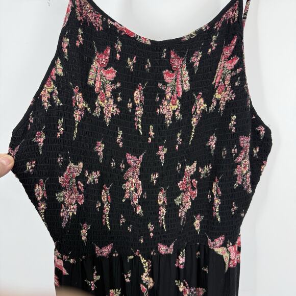 Angie Smocked strappy Maxy Dress size 1X Black Floral Rayon Boho Pattern - Picture 5 of 7